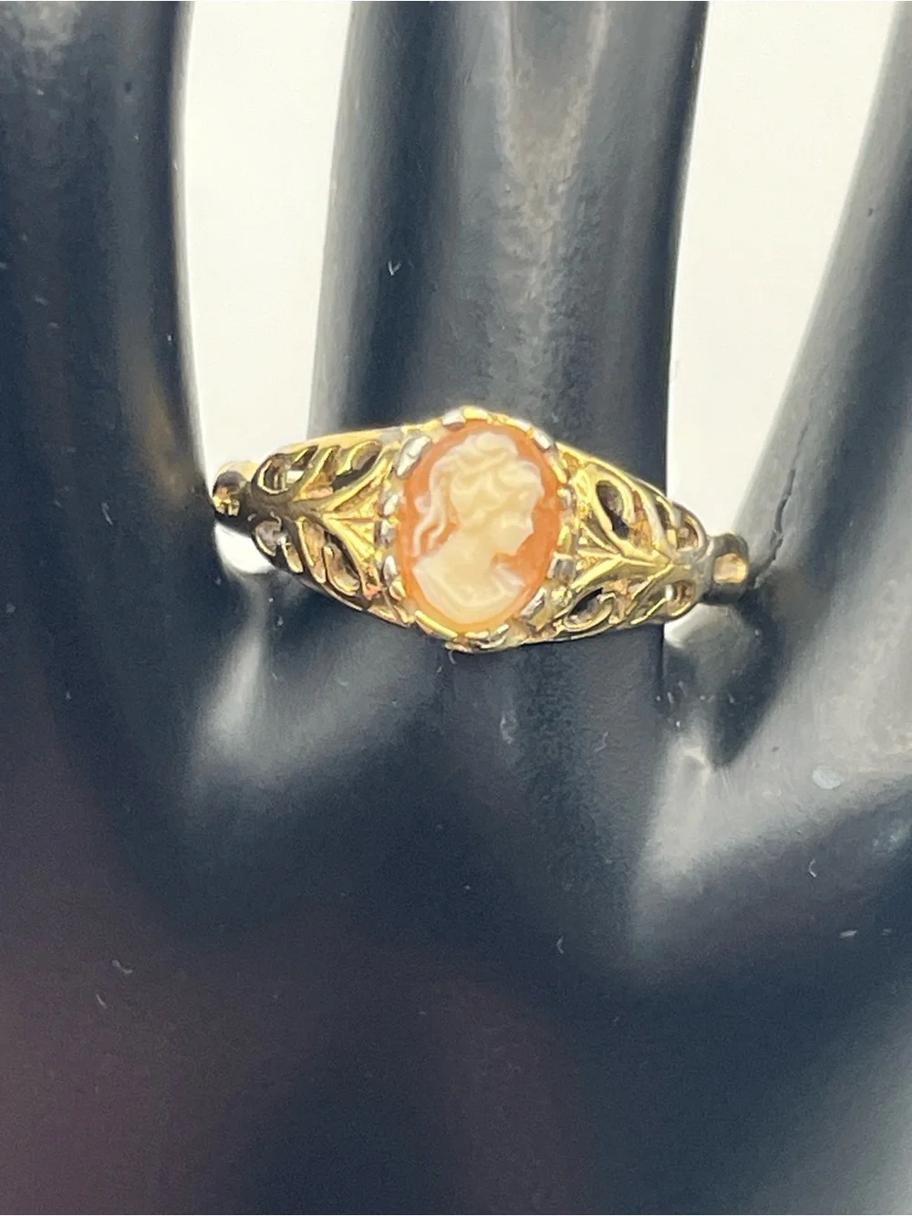18k HGE gold electroplated filigree scroll Cameo vintage ring size 9